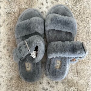 UGG Women's Cozy Gray Slippers